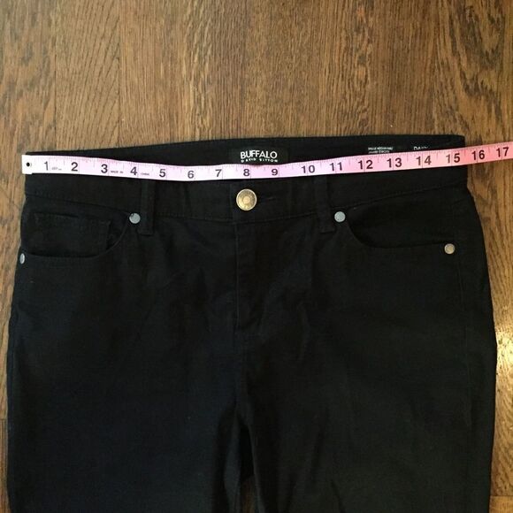 Buffalo Daily Mid-Rise Stretch Skinny Ankle Grazer in Black - Picture 6 of 7